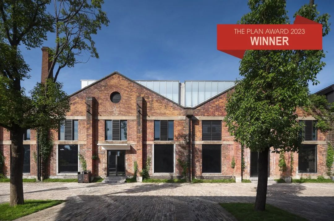 1704439625953154.jpg 1704439625953154.jpg